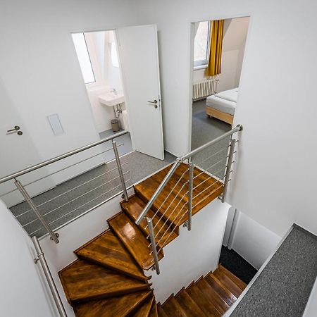 Hotel Ostaš Praha Bagian luar foto