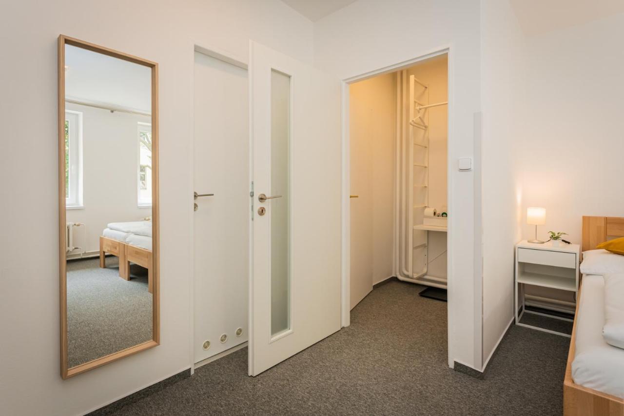 Hotel Ostaš Praha Bagian luar foto