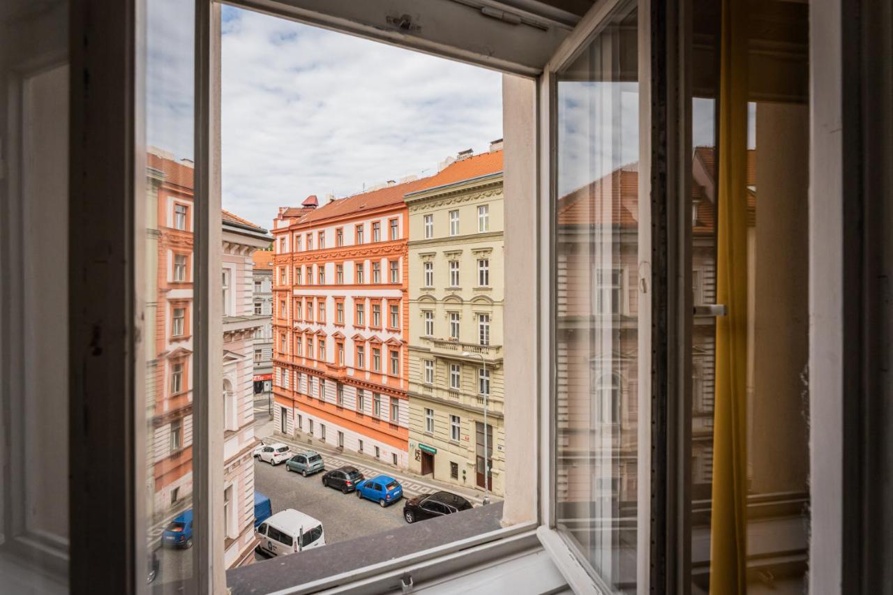 Hotel Ostaš Praha Bagian luar foto