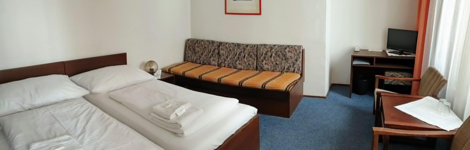 Hotel Ostaš Praha Bagian luar foto